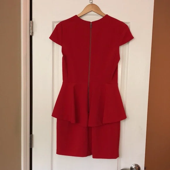 NWT Alice + Olivia Classics Cherry Peplum Dress, Size 8. Retail $330. - Picture 2 of 14